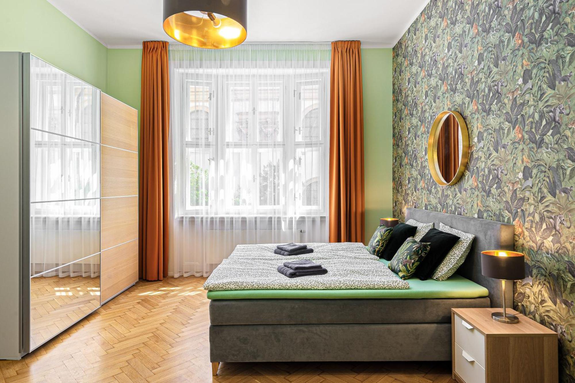 Oasis Apartments At Charles Square Prag Exteriör bild