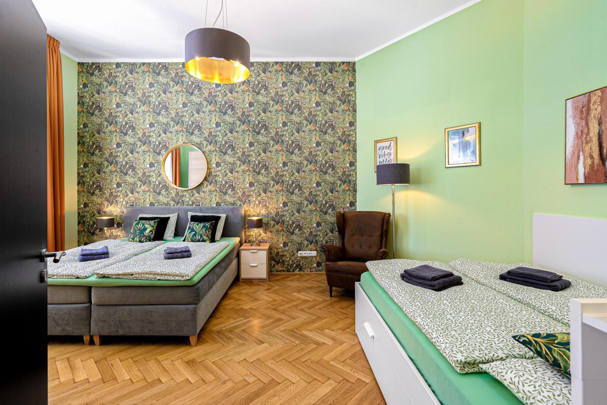 Oasis Apartments At Charles Square Prag Exteriör bild